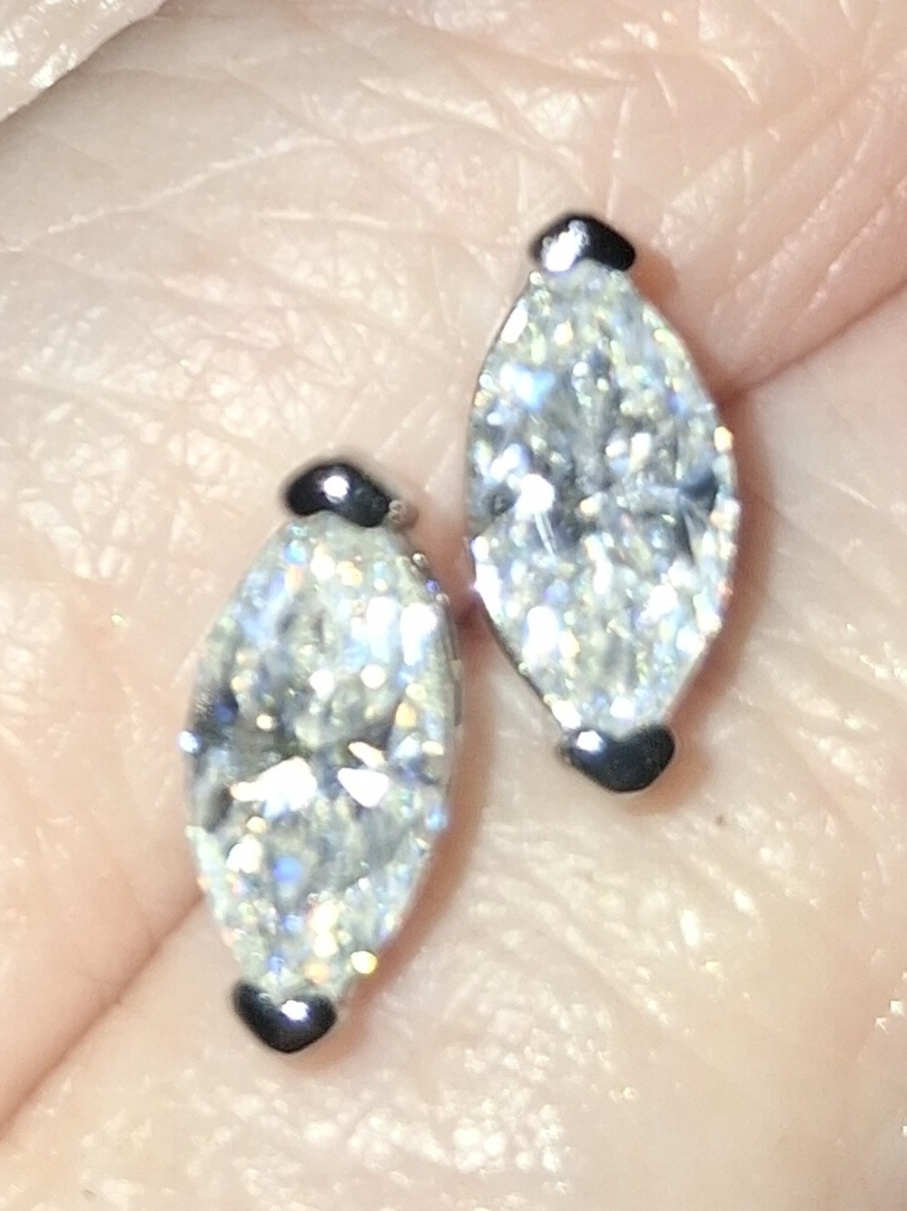 Gorgous Moissanite Stud Earrings - set in 925 Sterling & GRA Certified 1ct gems